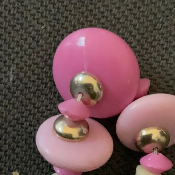 “MCM PINK BEADED VINTAGE NECKLACE” Costume Jewelry. - Picture 13 of 13